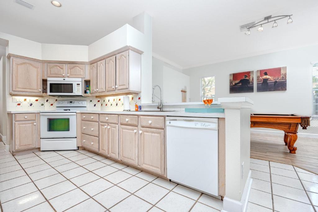 Palm Harbor Paradise - Lovely Home With Pool & Hot Tub Exterior foto